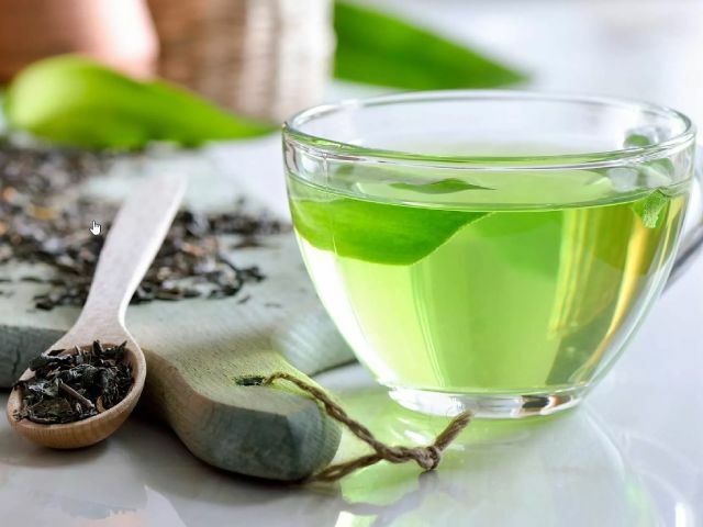 Зеленый чай со скидкой 50%